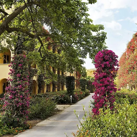 Üdülőközpont Tui Magic Life Calabria 4*