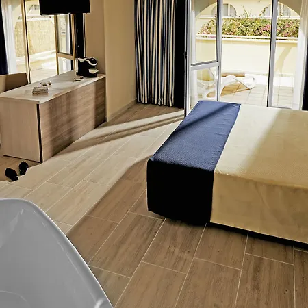 Tui Magic Life Calabria 4*