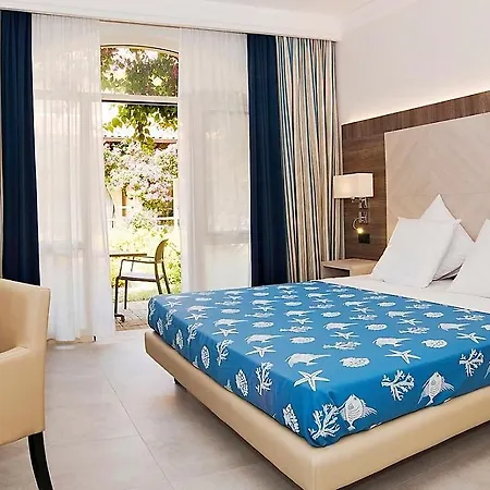 Üdülőközpont Tui Magic Life Calabria Pizzo