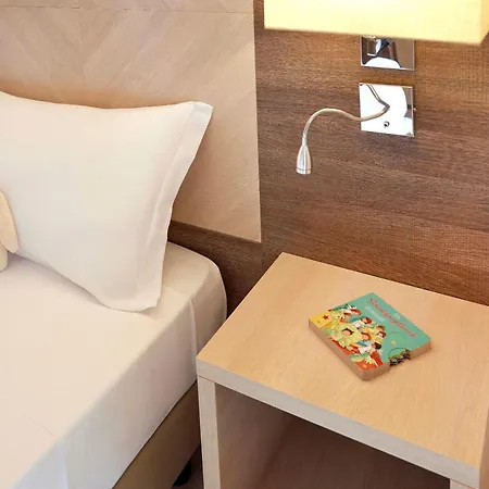 Üdülőközpont Tui Magic Life Calabria 4*