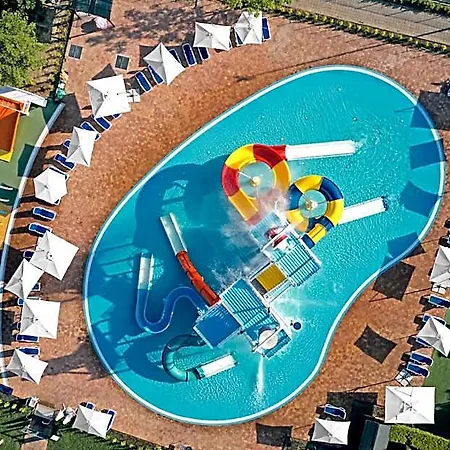 Tui Magic Life Calabria 皮佐