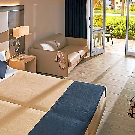 度假村 Tui Magic Life Calabria 4*