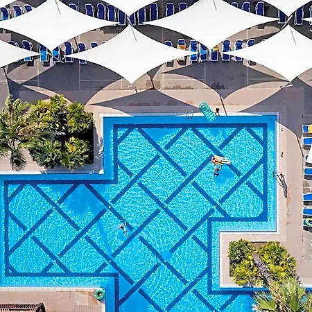 Tui Magic Life Calabria 度假村 皮佐